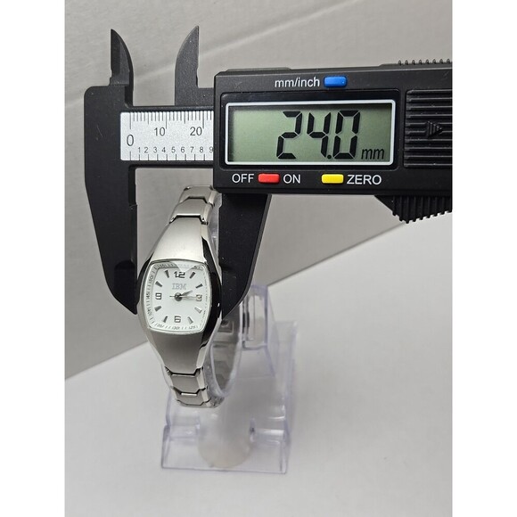 Tomax IBM Womens Quartz Watch Silvertone Tonneau White Dial Bracelet New Battery - Picture 5 of 11